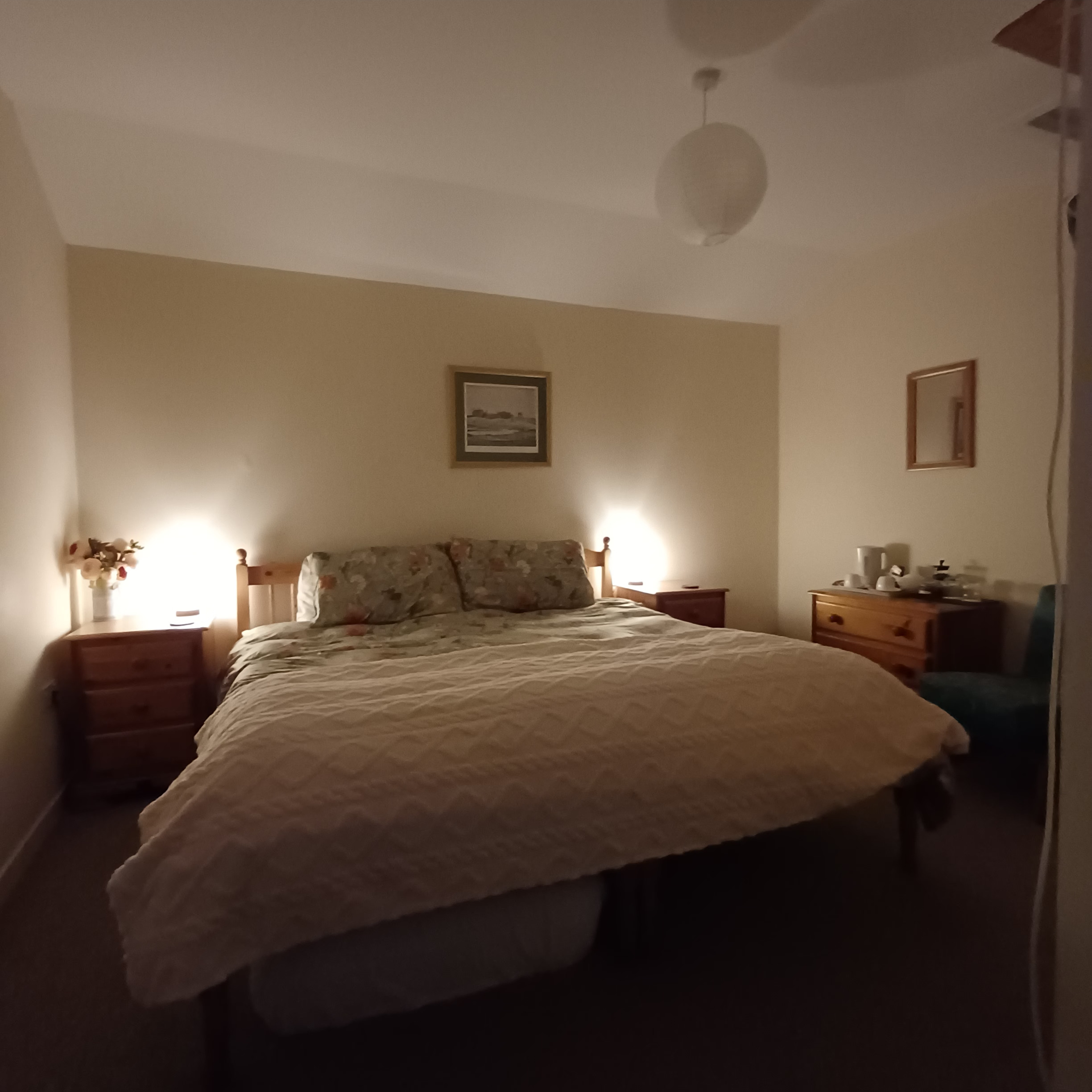 Room 1 at Ayen Cottage – image 1
